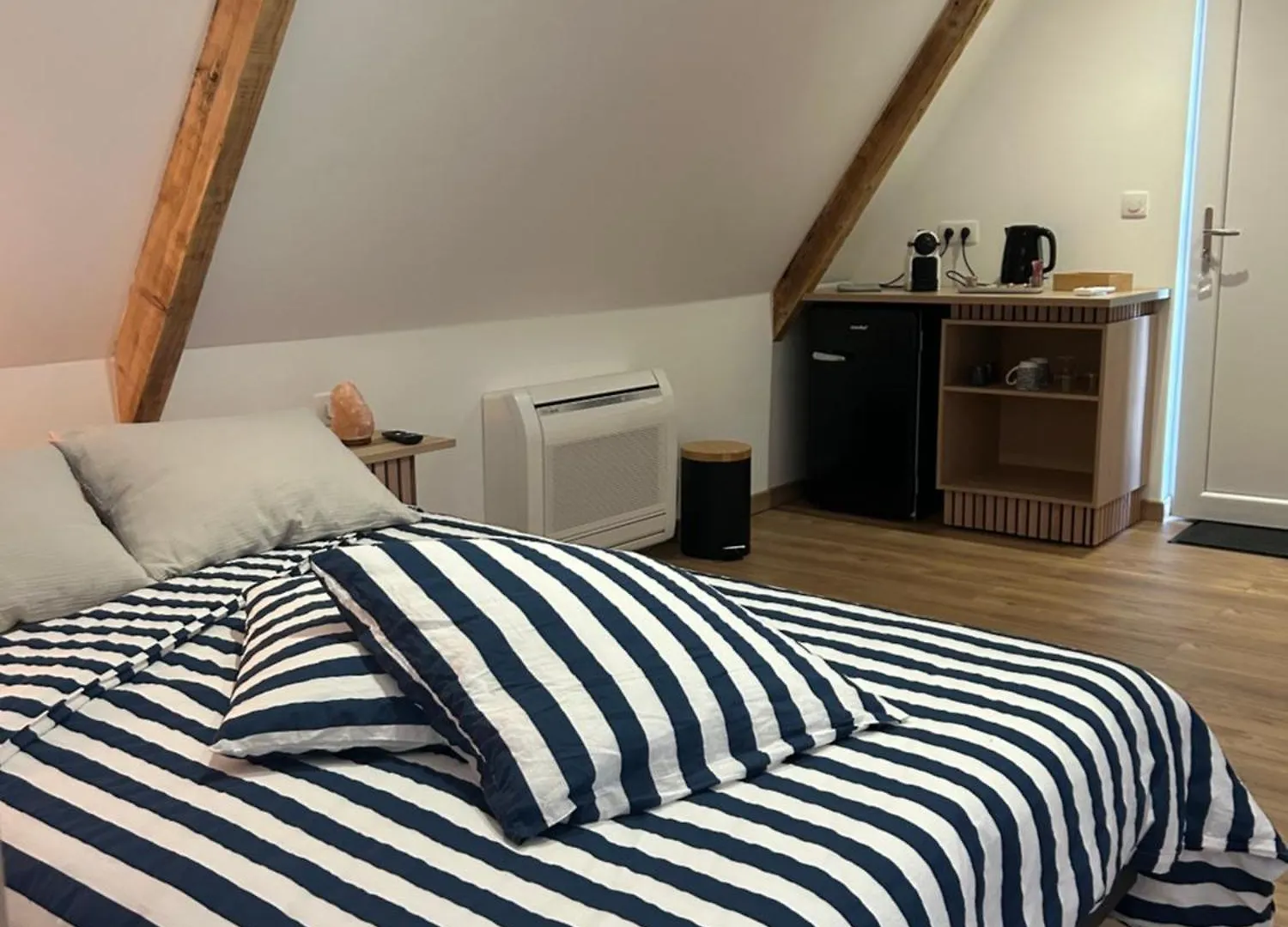 Le Domaine De La Claire Fontaine Gites -Chambres D'Hotes Montvalent Отель типа 
